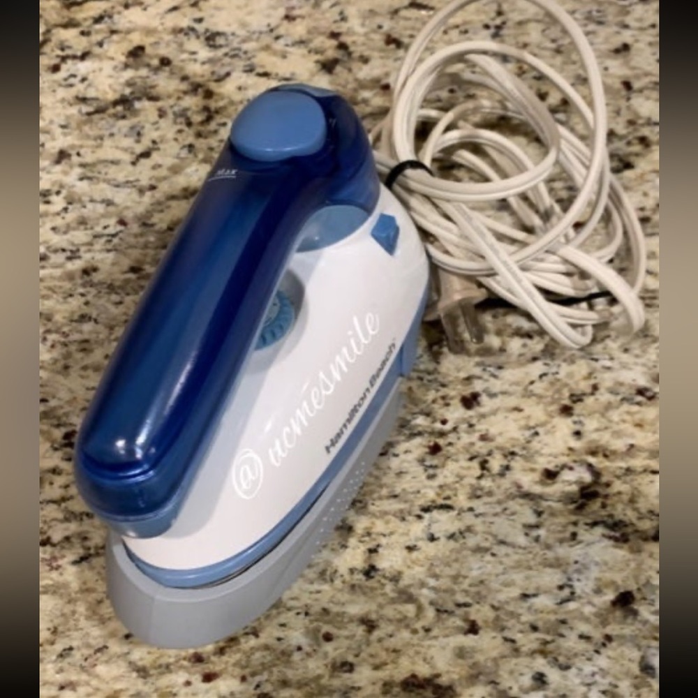 Hamilton Beach Travel Iron With Steamer